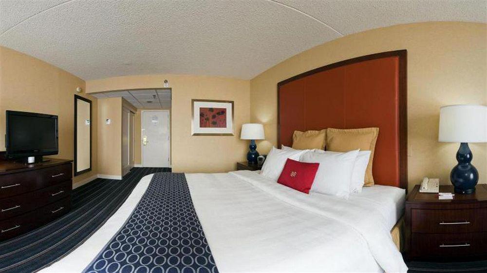 Doubletree By Hilton Fairfield Hotel & Suites Zewnętrze zdjęcie